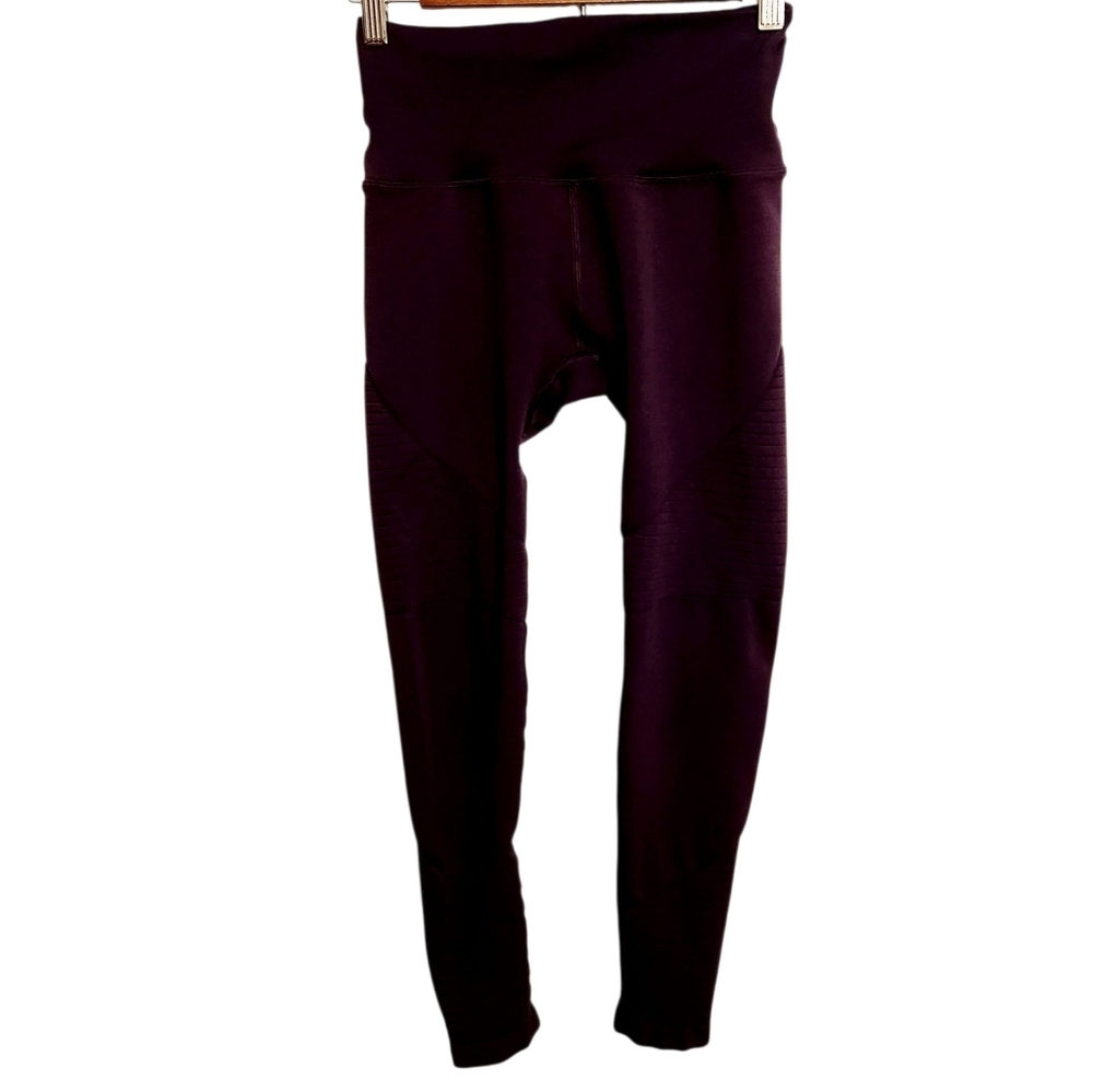 Alphalete | Women's Purple High Waist Workout Yoga Leggings (Size Medium)